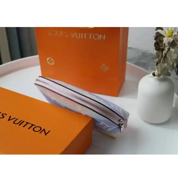 Bags 205B570051 LV 0703